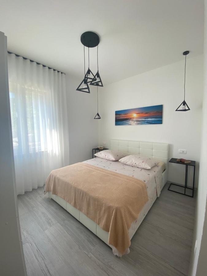Holiday House Canis Жуляна Экстерьер фото